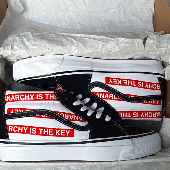 OTW by Vans X  Undercover Jun Takahashi Sk8-Mid Reissue 83 Lx *NWT* - Picture 5 of 12